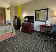 Super 8 by Wyndham Mt. Carmel IL hotel detail image 3