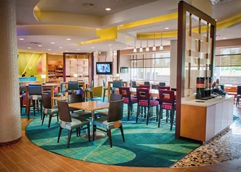 Springhill Suites Canton hotel thumbnail 2