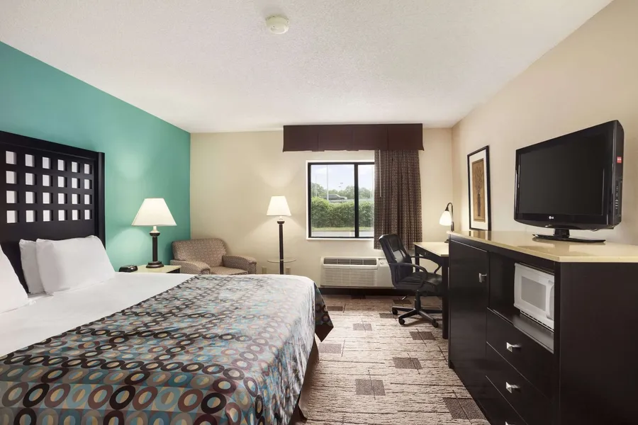 Days Inn by Wyndham Fort Smith hotel detail image 6