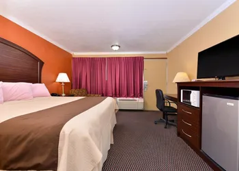 Americas Best Value Inn Schulenburg hotel thumbnail 6