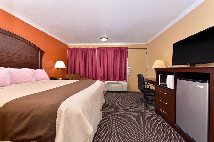Americas Best Value Inn Schulenburg hotel detail image 6