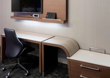 Courtyard by Marriott Houston North/Shenandoah hotel thumbnail 7