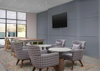 Hampton Inn Crossville hotel thumbnail 2