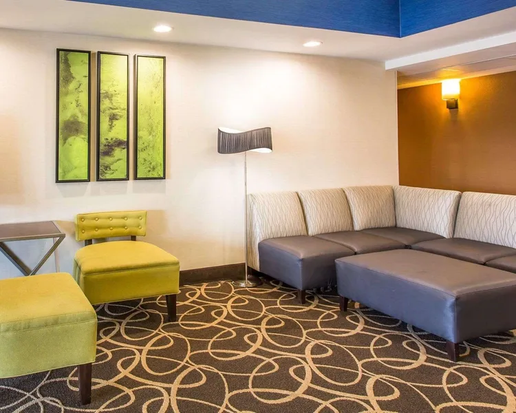 Comfort Suites Cookeville hotel detail image 6