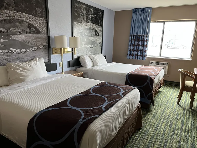 Boarders Inn & Suites by Cobblestone Hotels - Waterloo/Cedar Falls hotel detail image 6