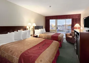 Travelodge by Wyndham Nanaimo hotel thumbnail 4