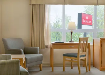 Ramada by Wyndham Nanaimo hotel thumbnail 4