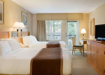 Ramada by Wyndham Nanaimo hotel thumbnail 5