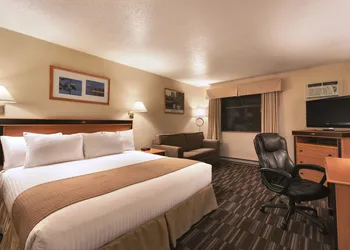 Days Inn by Wyndham Nanaimo hotel thumbnail 7