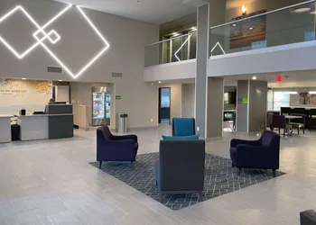 La Quinta Inn & Suites by Wyndham Jonesboro hotel thumbnail 3