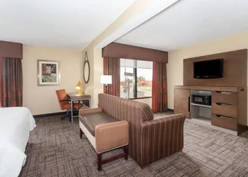 Hampton Inn Jonesboro hotel thumbnail 8