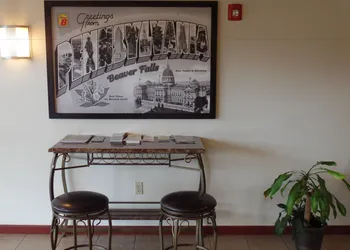 Super 8 by Wyndham Beaver Falls hotel thumbnail 2