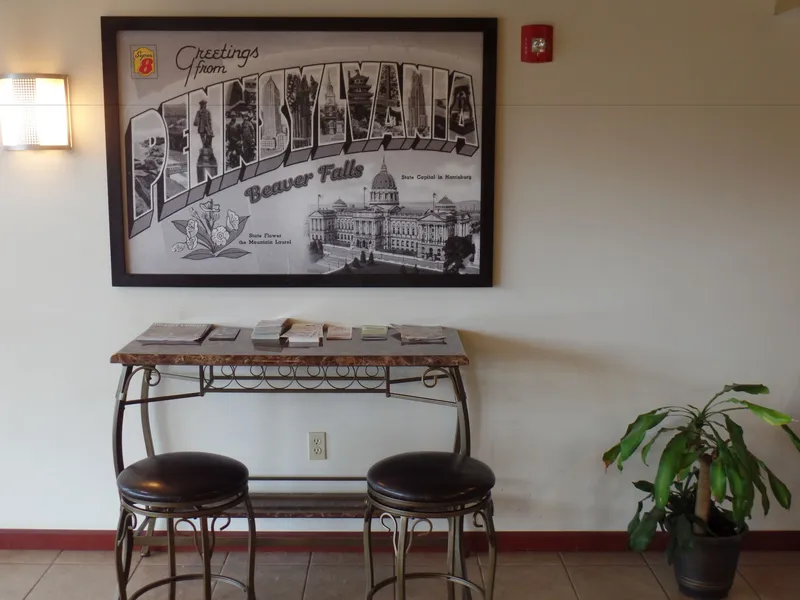 Super 8 by Wyndham Beaver Falls hotel detail image 2