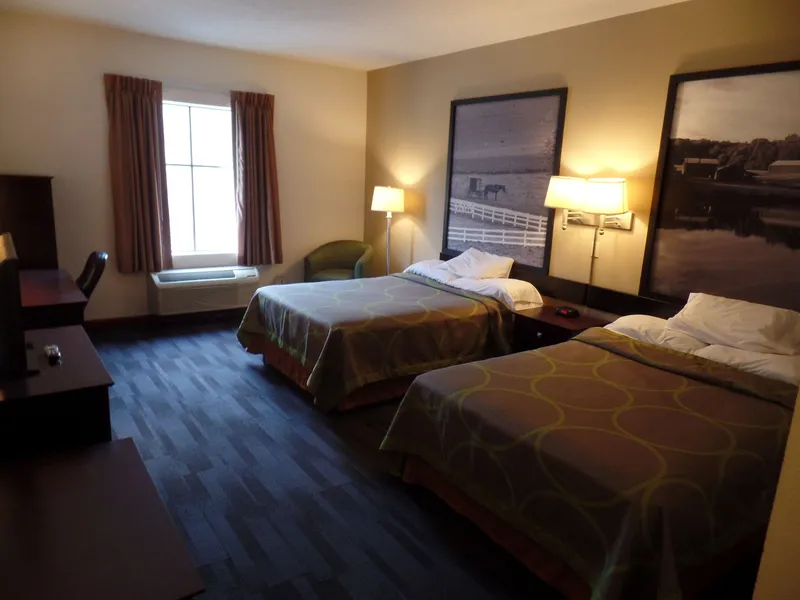Super 8 by Wyndham Beaver Falls hotel detail image 6
