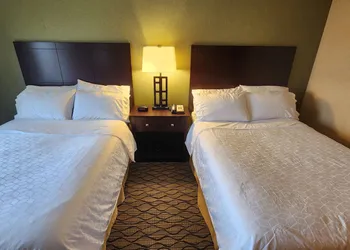 Wingate by Wyndham Kittanning hotel thumbnail 6