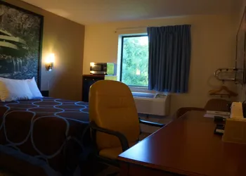Rodeway Inn Delmont hotel thumbnail 4