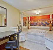 Holiday Inn Express & Suites Sharon-Hermitage by IHG hotel detail image 5
