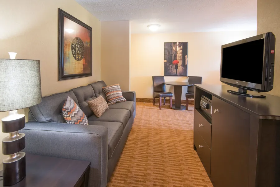 Holiday Inn Express & Suites Sharon-Hermitage by IHG hotel detail image 6