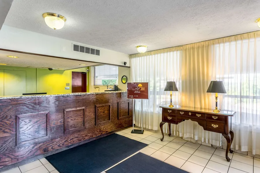 Americas Best Value Inn Edgewood hotel detail image 2