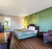 Americas Best Value Inn Edgewood hotel detail image 5