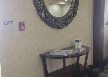 Quality Inn Clarion hotel thumbnail 2