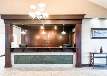 Quality Inn Clarion hotel thumbnail 8