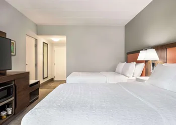 Hampton Inn Quakertown hotel thumbnail 8
