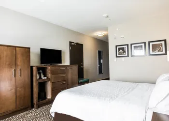 Holiday Inn Express & Suites Spruce Grove - Stony Plain by IHG hotel thumbnail 3