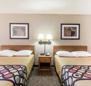 Super 8 by Wyndham Lewisburg hotel detail image 7