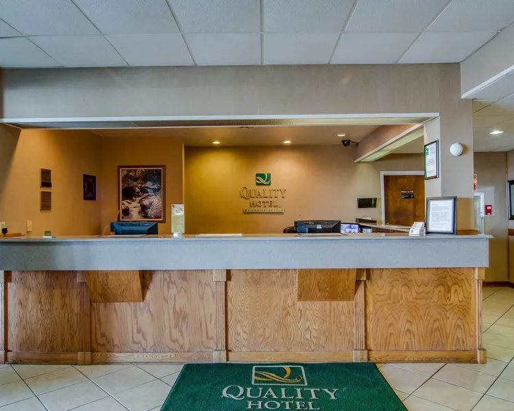 Quality Hotel and Conference Center Bluefield hotel detail image 2