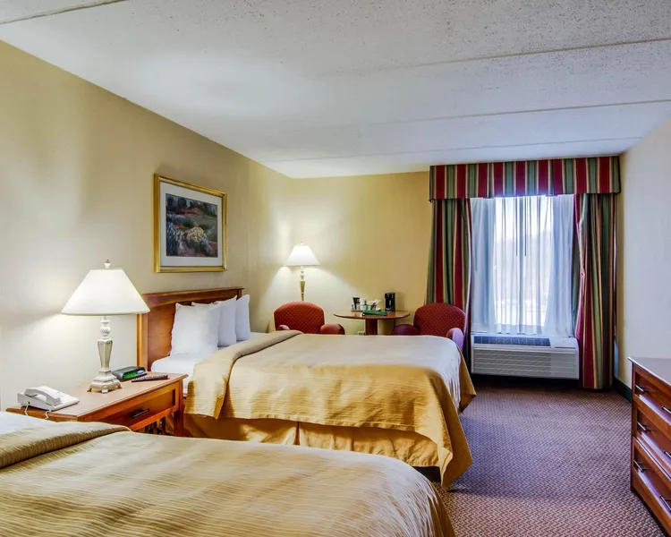 Quality Hotel and Conference Center Bluefield hotel detail image 6