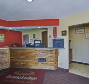 Econo Lodge Near Bluefield College hotel detail image 3