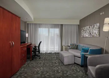 Courtyard by Marriott Bristol hotel thumbnail 8