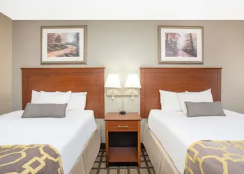 Baymont by Wyndham Hays hotel thumbnail 6