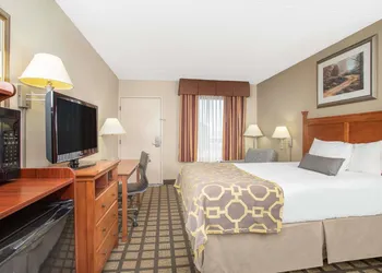 Baymont by Wyndham Hays hotel thumbnail 8