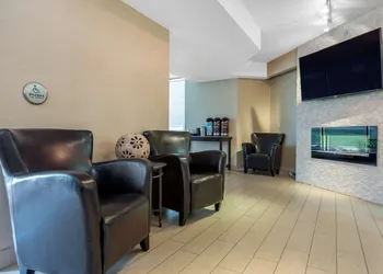 Comfort Inn hotel thumbnail 2