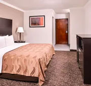 Quality Inn & Suites Beaumont hotel detail image 7