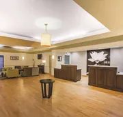La Quinta Inn & Suites by Wyndham Beaumont West hotel detail image 5