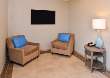 Candlewood Suites Beaumont by IHG hotel thumbnail 3