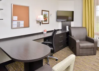 Candlewood Suites Beaumont by IHG hotel thumbnail 8