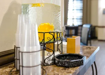 Hampton Inn & Suites Port Arthur hotel thumbnail 5