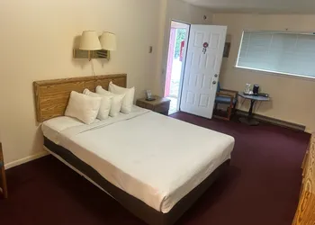 Bell's Melody Motel hotel thumbnail 6