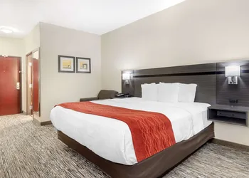 Comfort Inn Orange I-10 hotel thumbnail 6