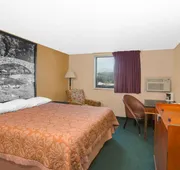 Super 8 by Wyndham Sioux City/Morningside Area hotel detail image 7