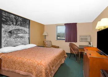 Super 8 by Wyndham Sioux City/Morningside Area hotel thumbnail 7
