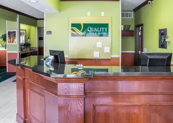 Quality Inn & Suites Sioux City Southeast hotel thumbnail 3