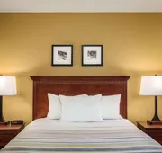 Country Inn & Suites by Radisson, Dakota Dunes, SD hotel detail image 7