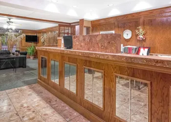 Knights Inn South Sioux City hotel thumbnail 2