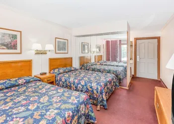 Knights Inn South Sioux City hotel thumbnail 4