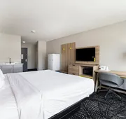 Days Inn & Suites by Wyndham Norton Shores/Muskegon hotel detail image 7